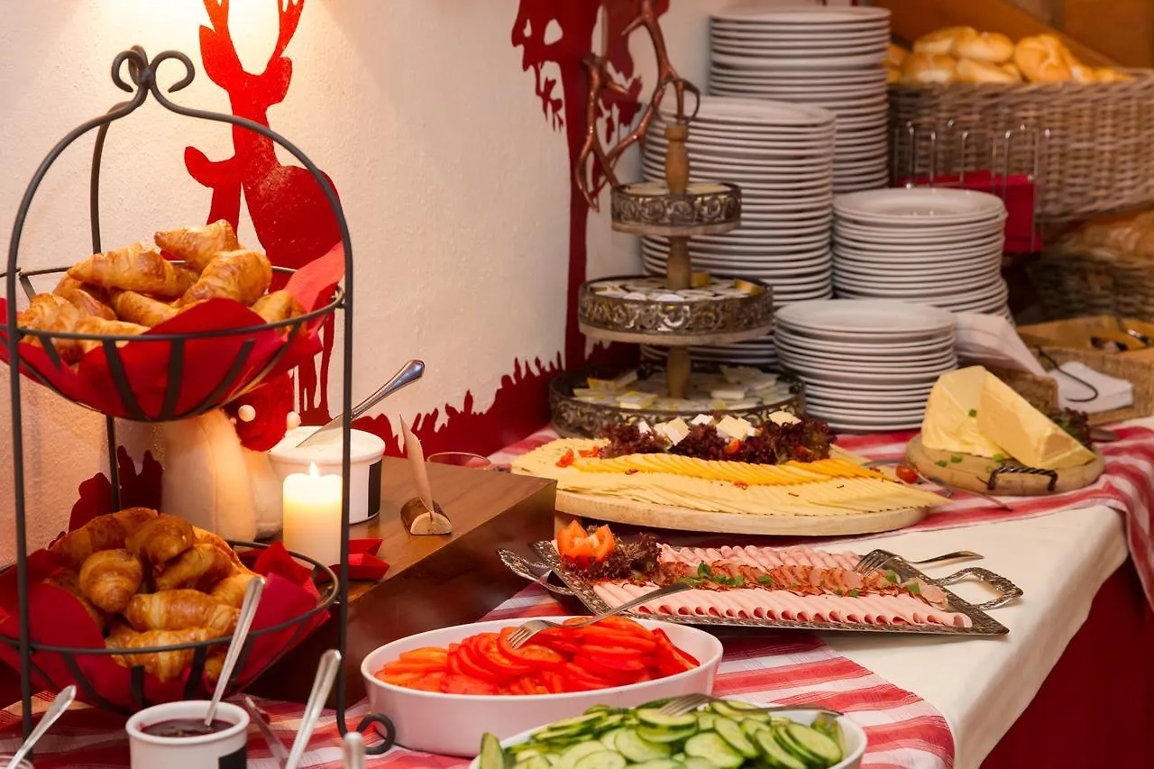 Hotel Sportclub Thuiner Saalbach