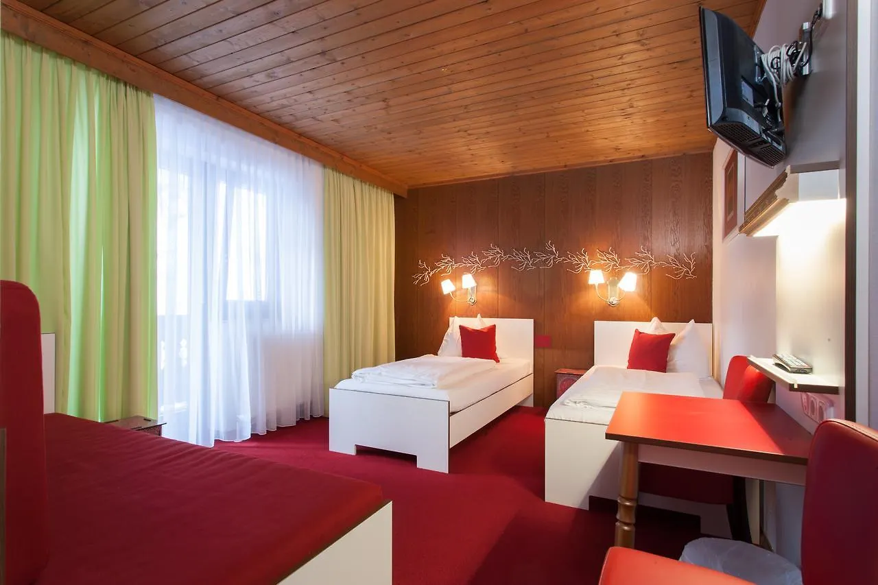Hotel Sportclub Thuiner Saalbach