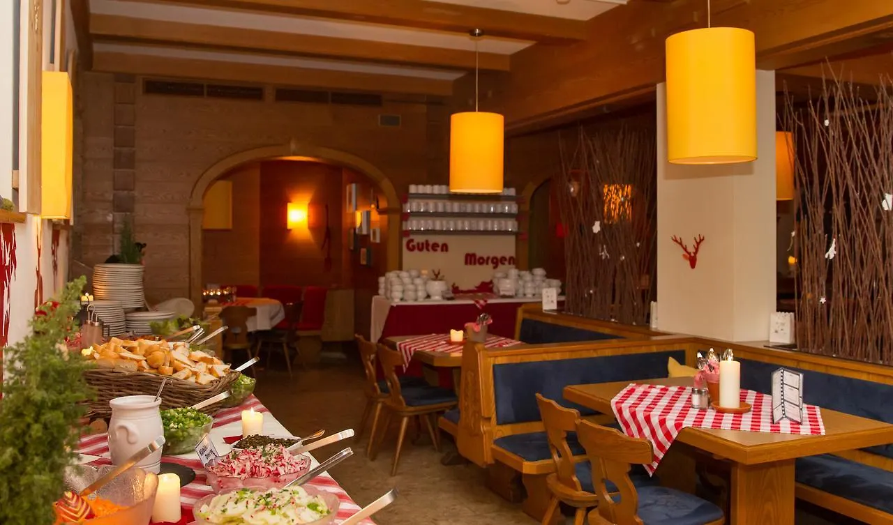 Hotel Sportclub Thuiner Saalbach